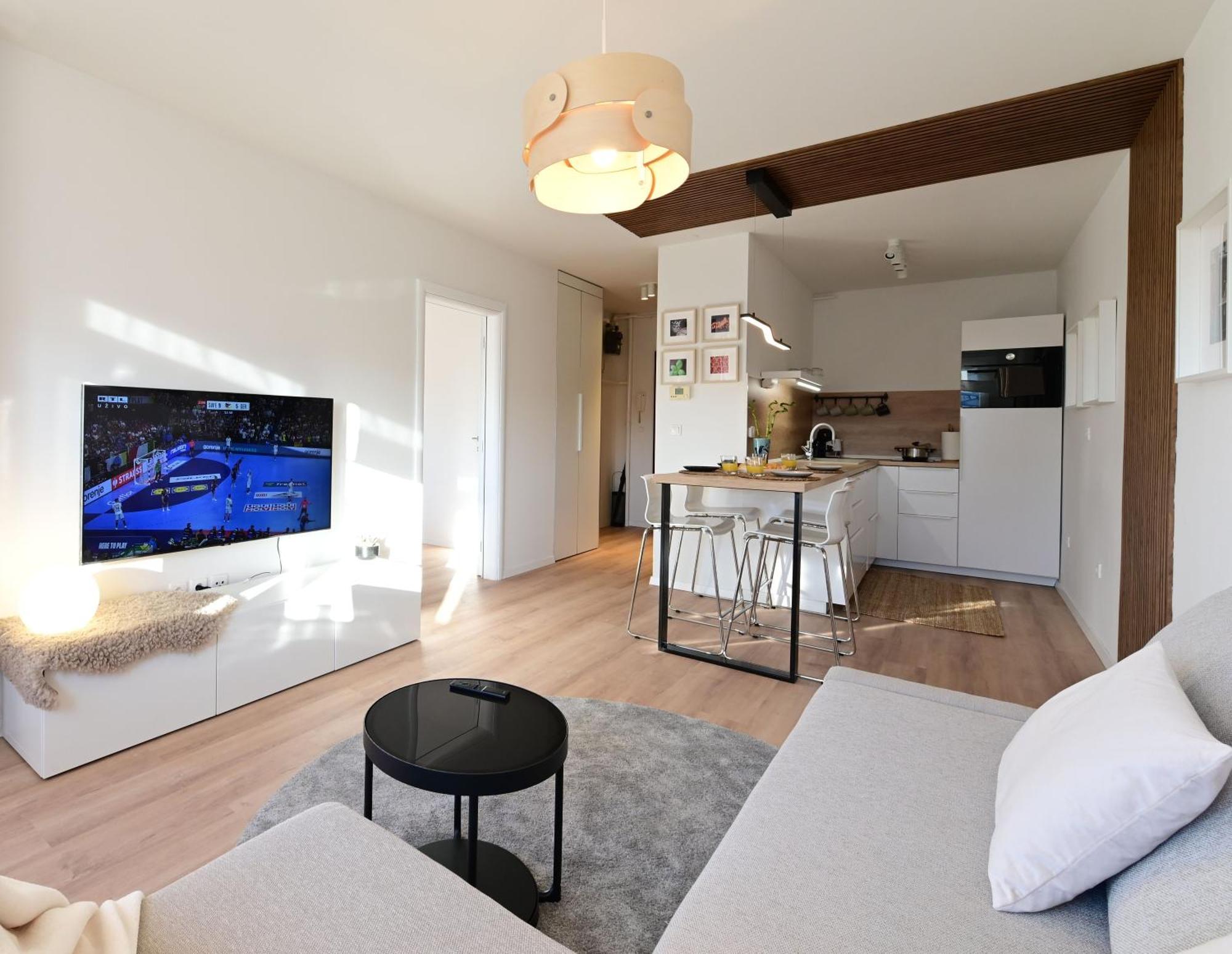 Delux Apartment La Arena With Private Garage Zagreb Exterior photo
